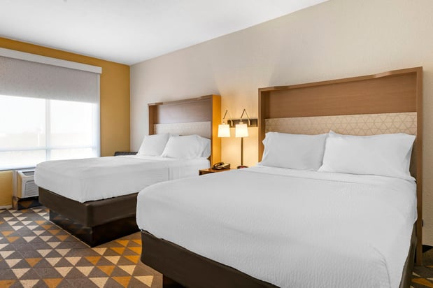 Images Holiday Inn Louisville Airport South by IHG
