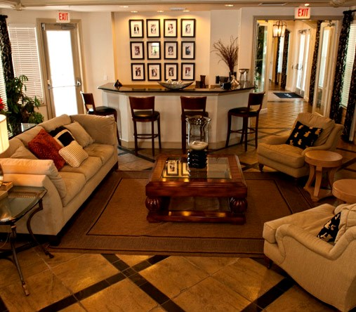 Lounge with Comfortable Sofa Northlake Park Orlando (855)336-1834