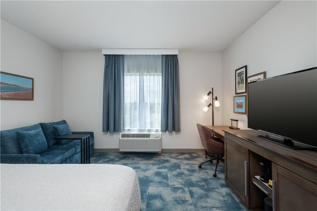 Images Hampton Inn Turlock