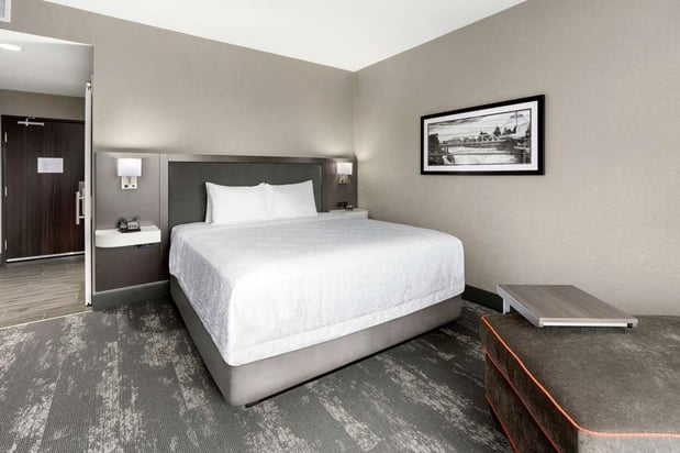 Images Hampton Inn & Suites Spokane Downtown-South
