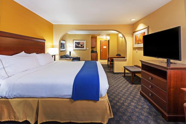 Images Holiday Inn Express & Suites Corpus Christi NW - Calallen by IHG