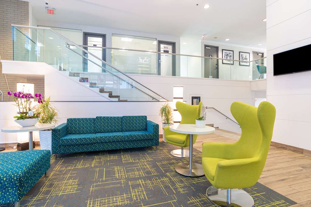 Images Hampton Inn & Suites by Hilton Vancouver-Downtown