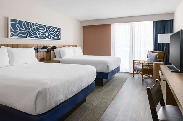 Images Hilton Garden Inn St. Pete Beach