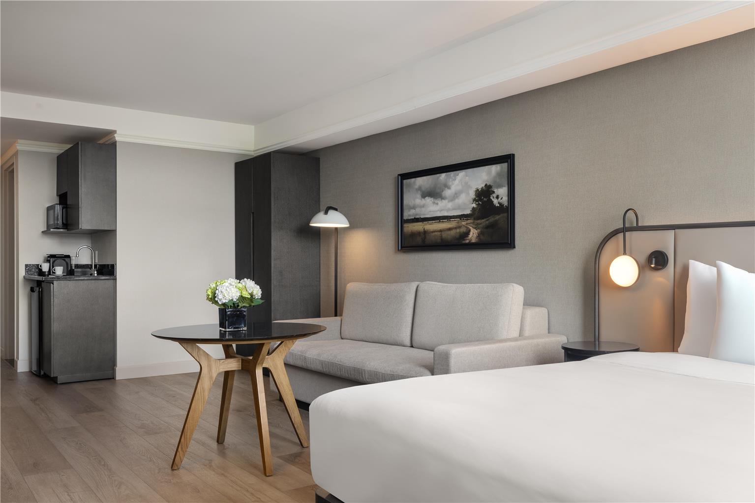 Images Hotel Vallea Bromont, Tapestry Collection by Hilton