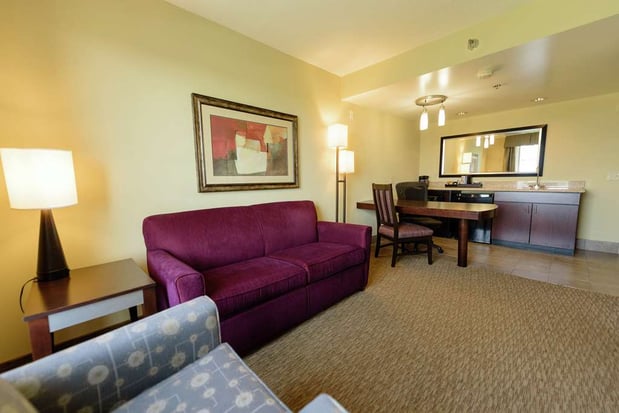Images Embassy Suites by Hilton Minneapolis North