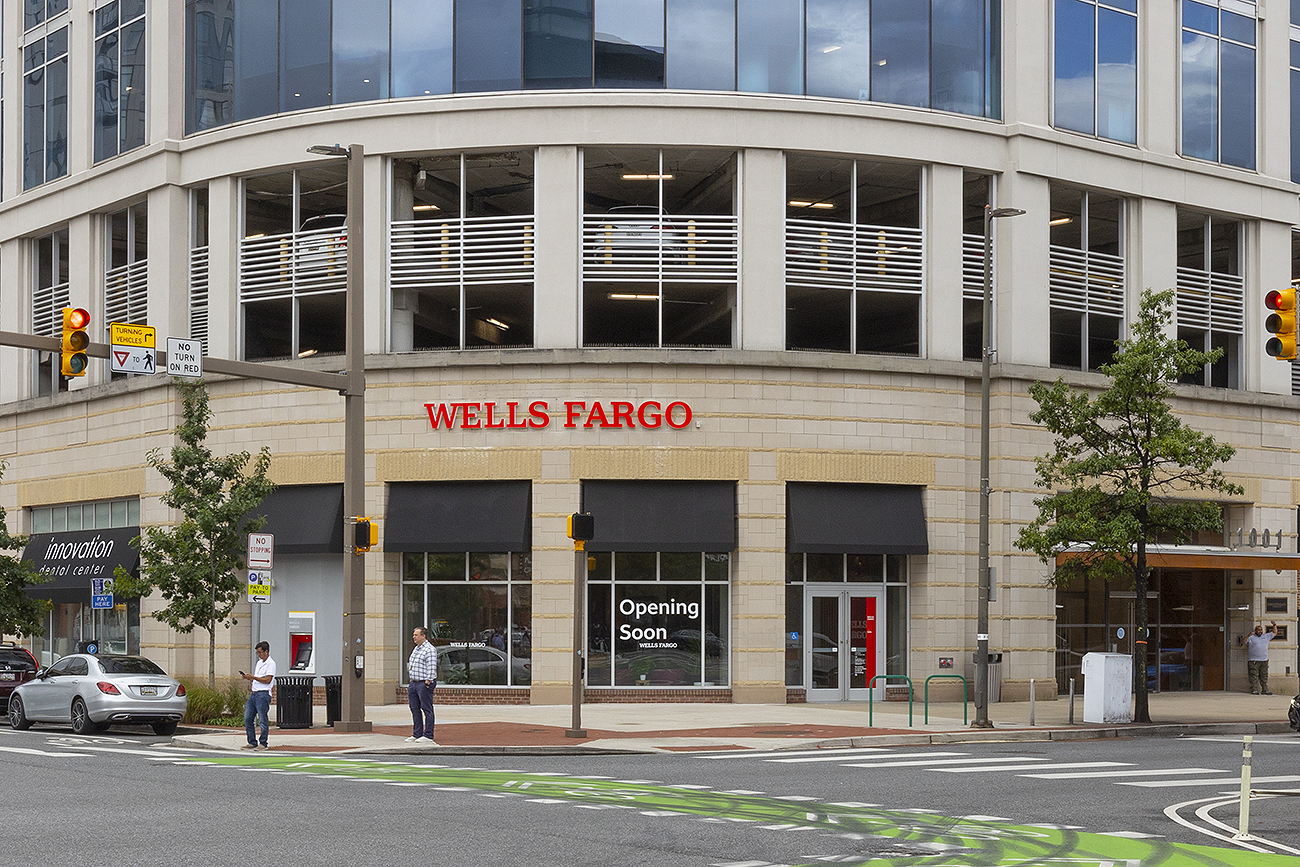 Wells Fargo Bank Image