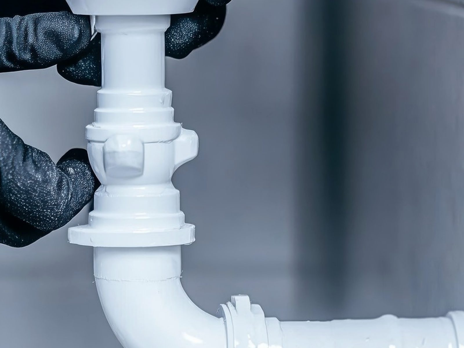 Tom Motzko Plumbing &amp; Heating Logo