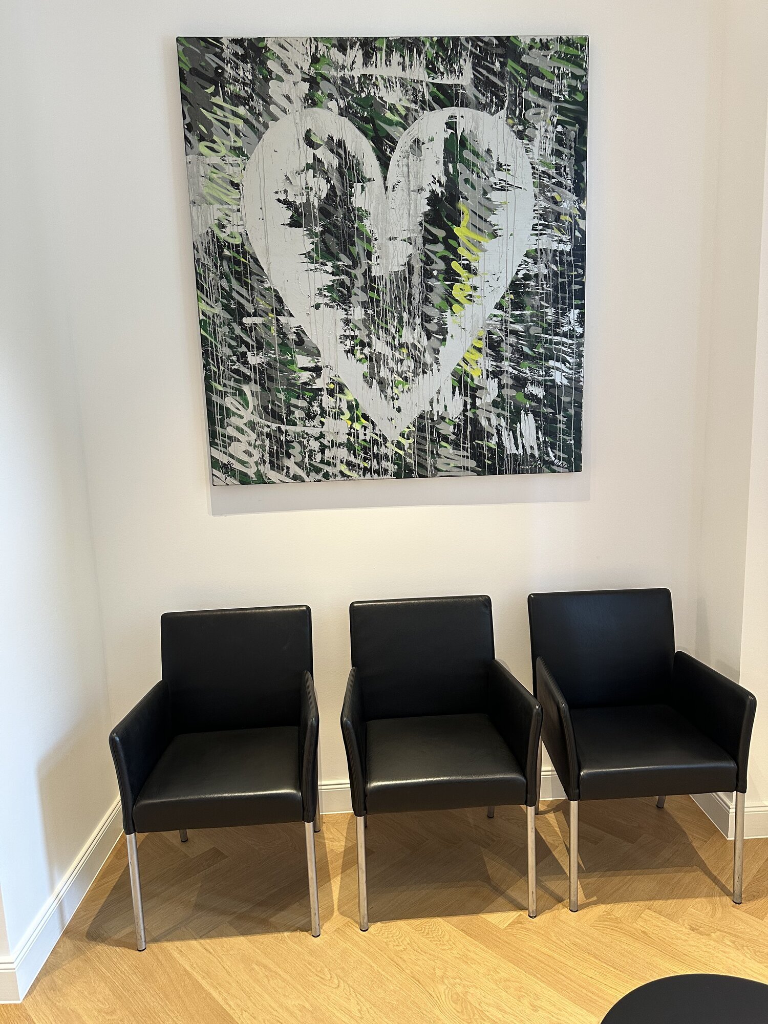 Bilder Dr. Nichlos - Plastische Chirurgie Frankfurt