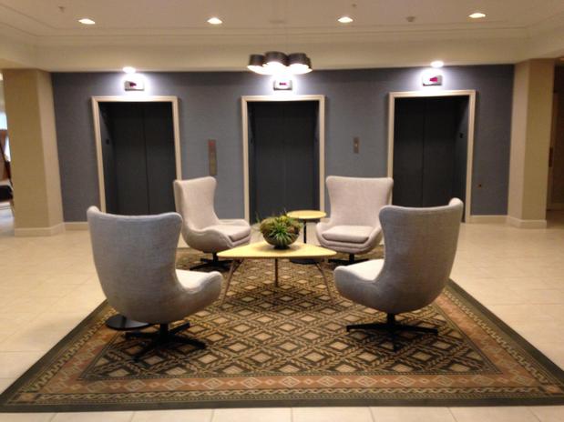 Images Holiday Inn & Suites Pittsfield-Berkshires by IHG