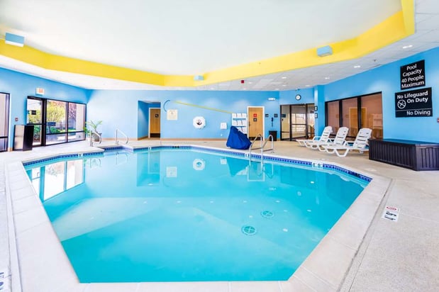 Images Hampton Inn St. Charles St. Peters