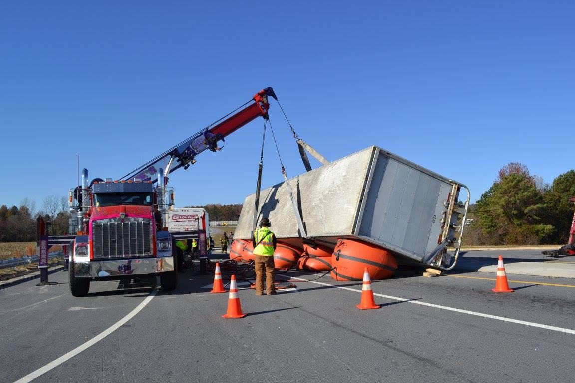 Buck's Wrecker Service Photo