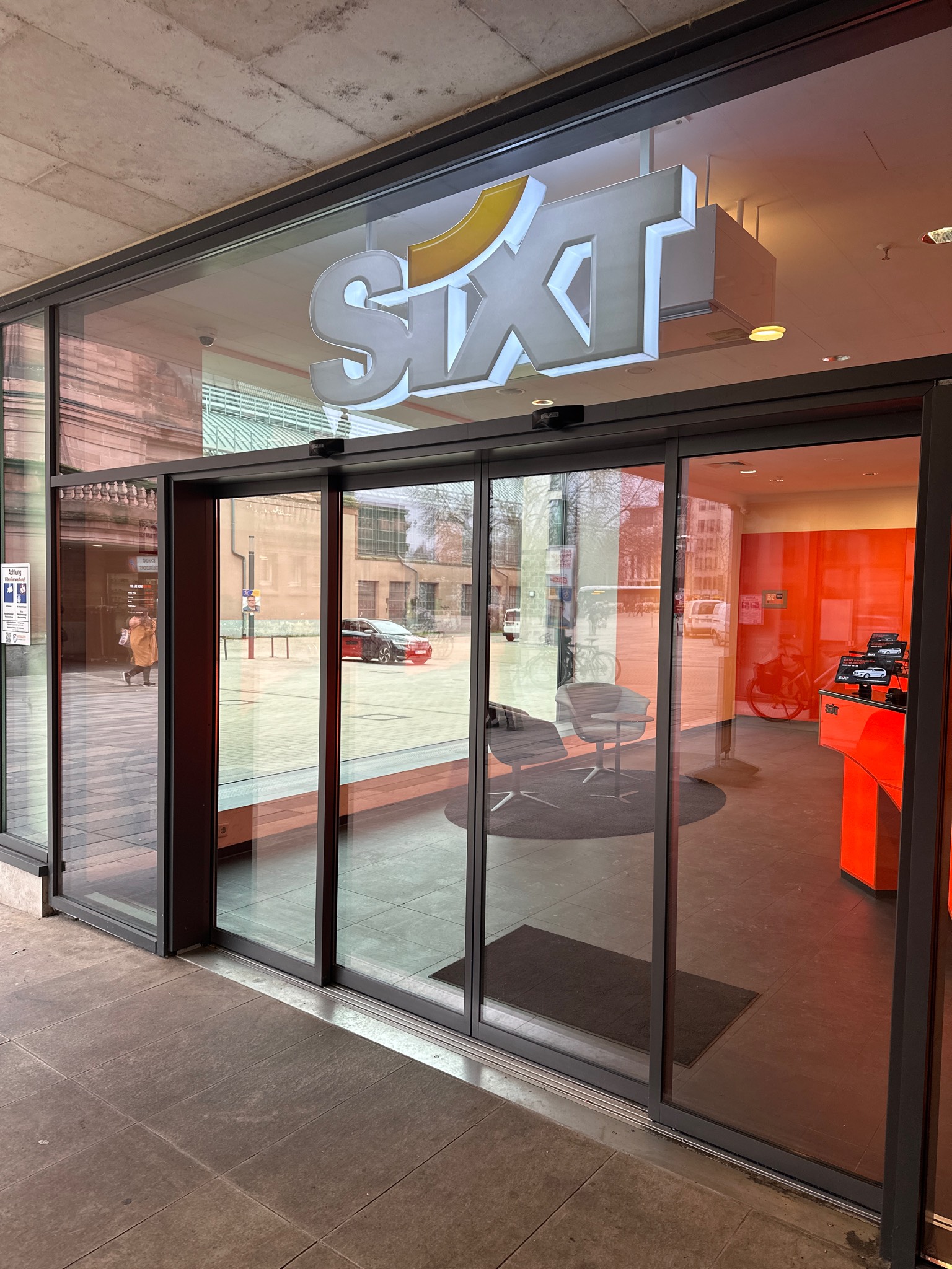 SIXT Autovermietung Mainz City-Port, Binger Str.19/Parkh. HBF in Mainz