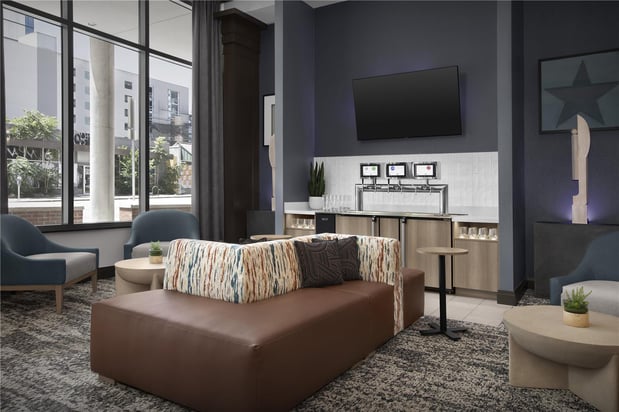 Images Hampton Inn & Suites Austin @ The University/Capitol