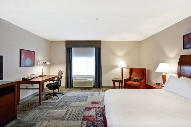 Images Hilton Garden Inn Gulfport Airport