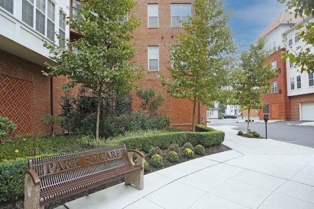 Images Park Square Apartments