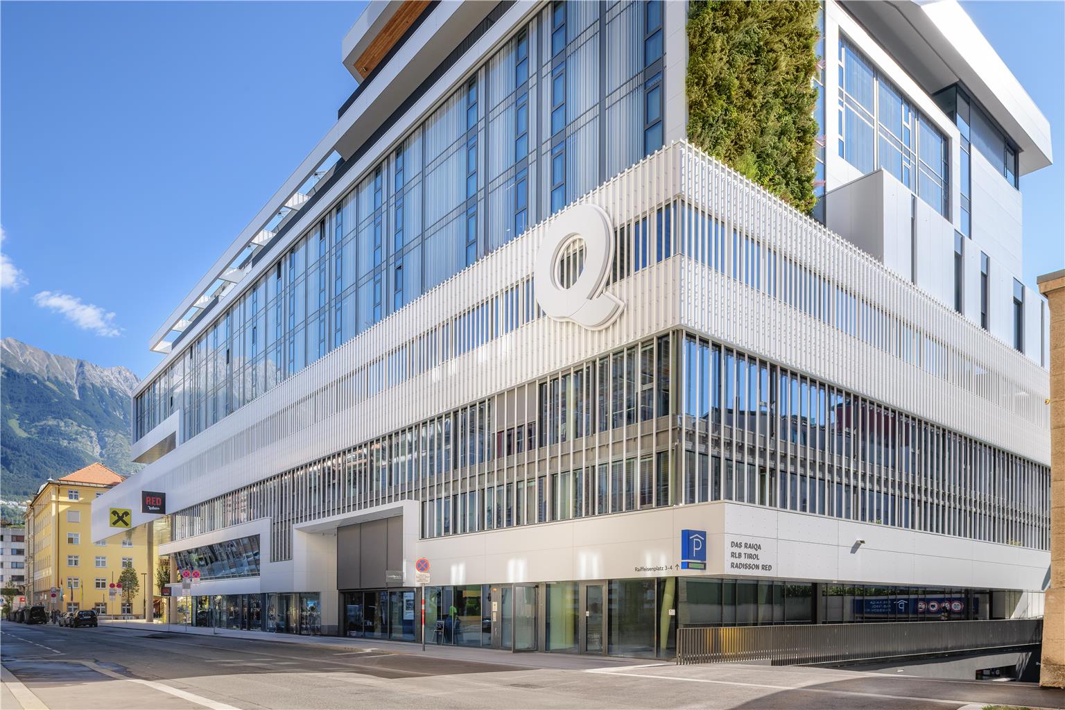 Radisson RED Innsbruck, Raiffeisenplatz 1-4 in Innsbruck