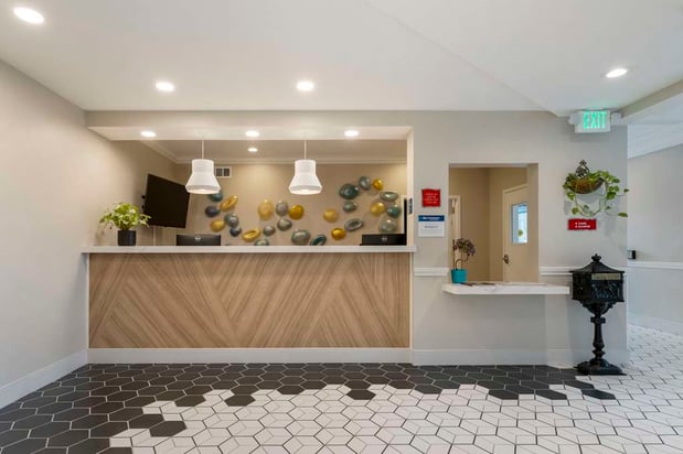 Images Best Western Plus All Suites Inn