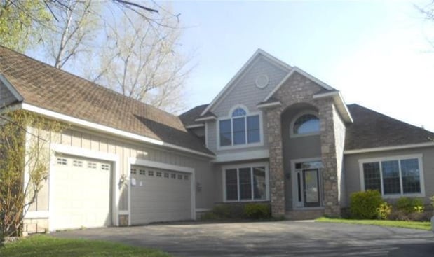 Images Jackie Kumm - Edina Realty - Real Estate Services in the St. Croix Valley