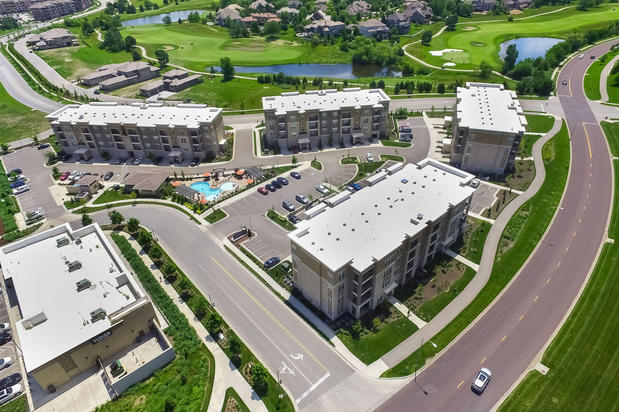Images Residences at Prairiefire