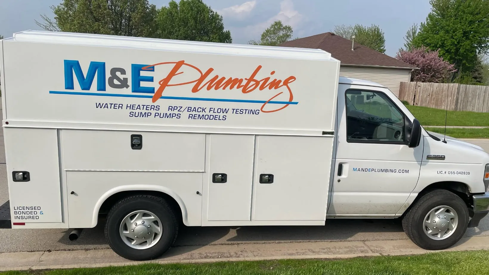 M & E Plumbing Service Inc