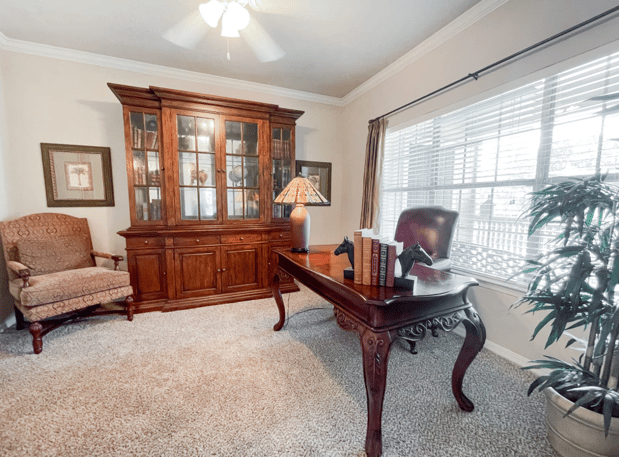 Images SaddleBrook Apartments