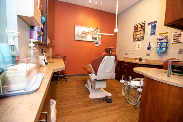 Images Secure Dental—East Peoria
