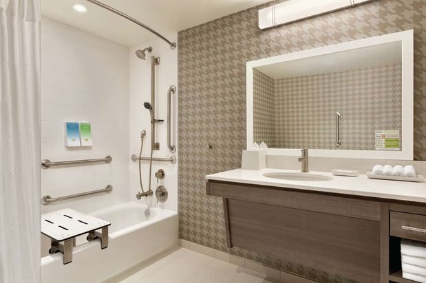 Images Home2 Suites by Hilton Chicago River North