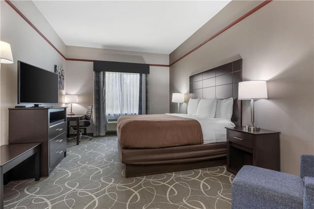 Images Best Western Limestone Inn & Suites