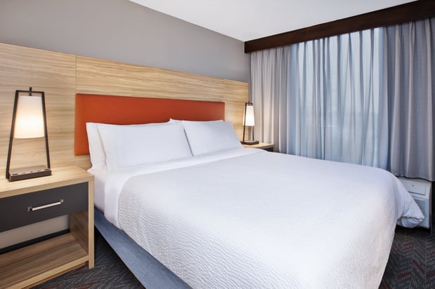 Images Candlewood Suites Cincinnati Northeast - Mason by IHG
