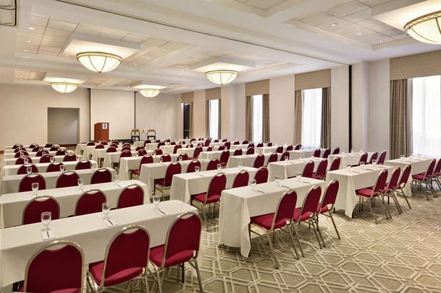 Images Embassy Suites by Hilton Boston at Logan Airport