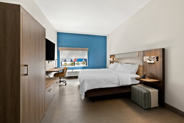 Images Holiday Inn Express & Suites Raleigh NE - Medical Ctr Area by IHG