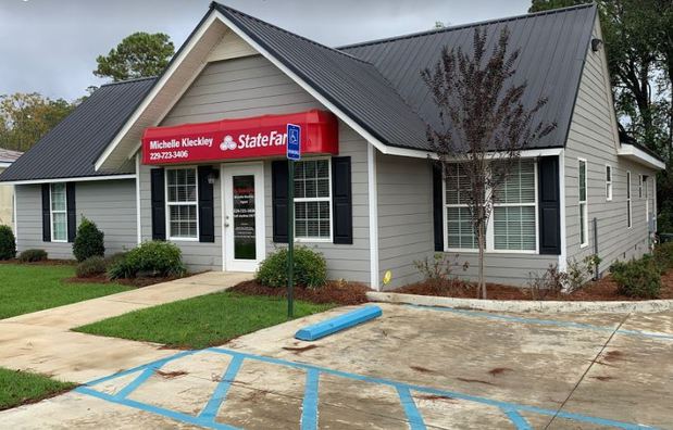 Images Michelle McBroom - State Farm Insurance Agent