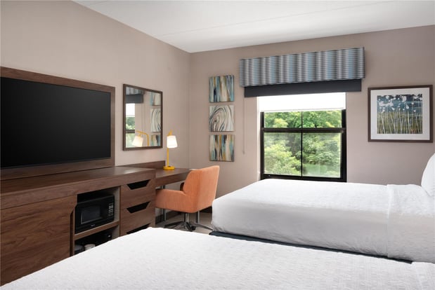 Images Hampton Inn & Suites Wilkes-Barre/Scranton, PA