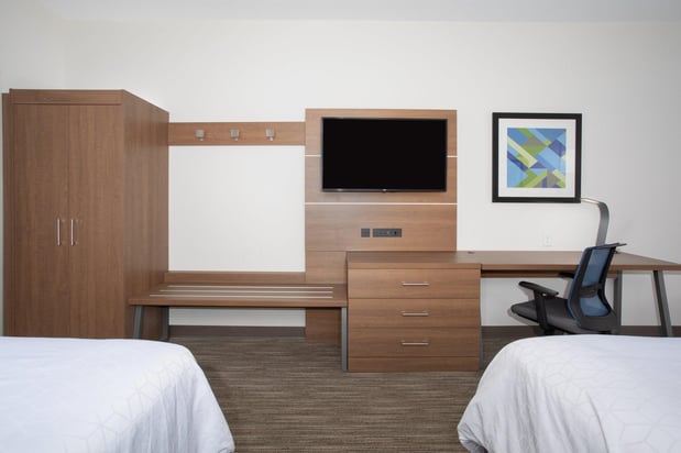 Images Holiday Inn Express & Suites Goodland I-70 by IHG