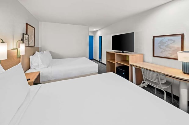 Images Spark by Hilton Sterling Dulles Airport