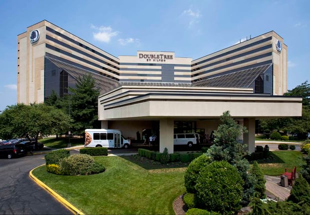 Images DoubleTree by Hilton Hotel Newark Airport
