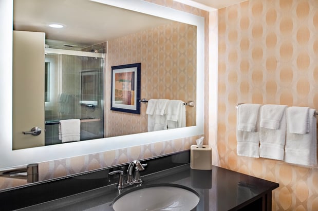 Images Crowne Plaza St. Louis Airport by IHG