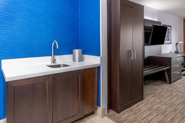 Images Holiday Inn Express & Suites Colorado Springs Afa Northgate by IHG