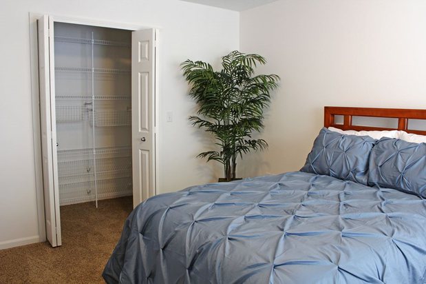 Images Irish Hills Apartments