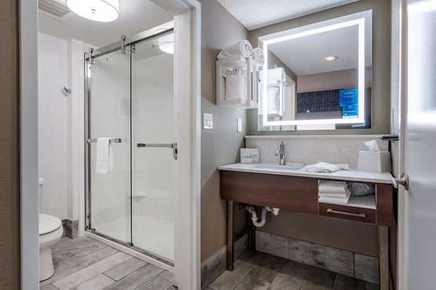 Images Hampton Inn & Suites Louisville East