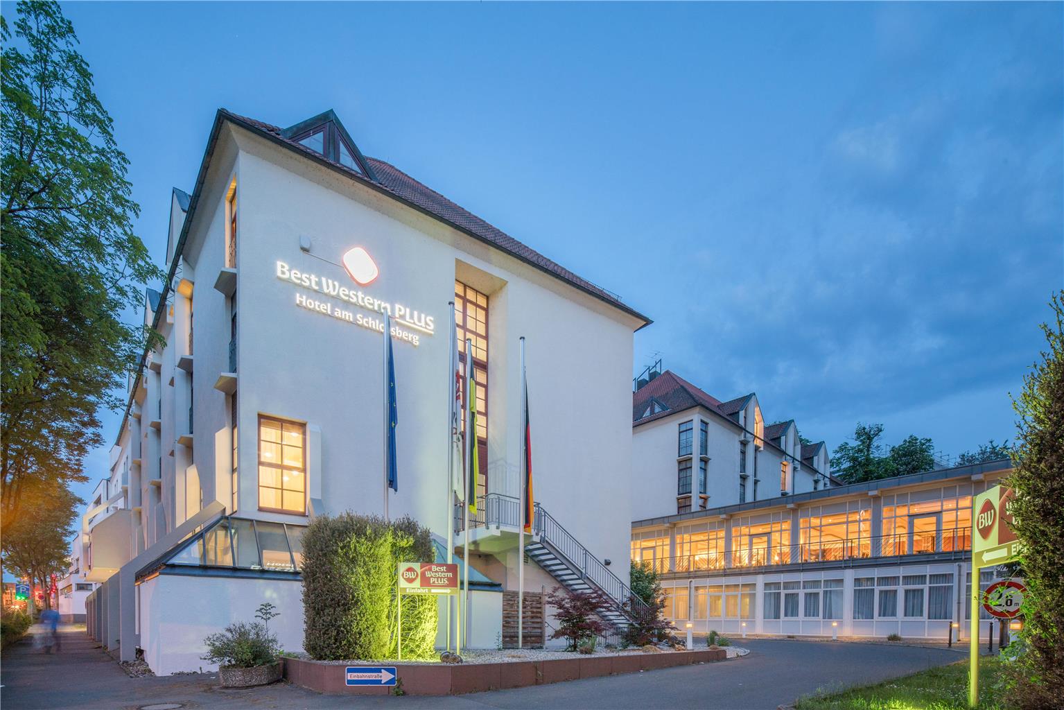 Best Western Plus Hotel Am Schlossberg, Europastrasse 13 in Nuertingen