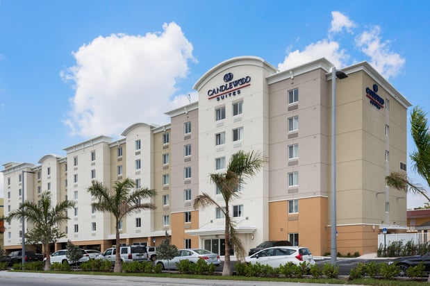 Images Candlewood Suites Miami Intl Airport - 36th St by IHG
