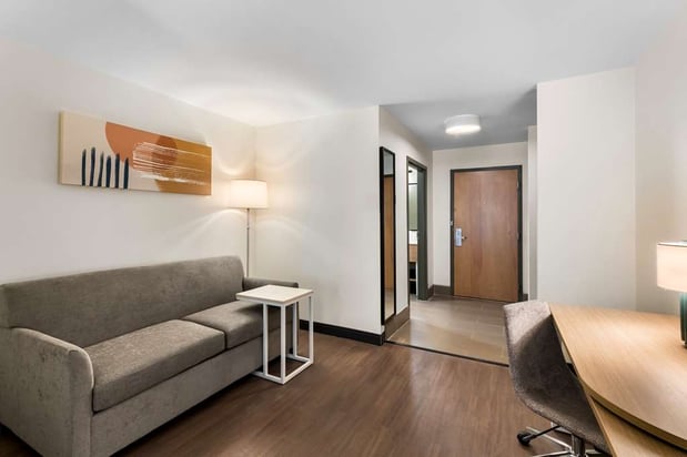 Images Spark by Hilton Calhoun