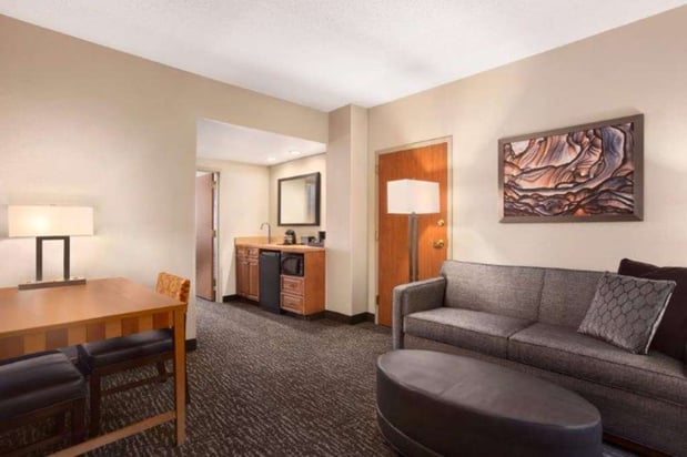 Images Embassy Suites Northwest Arkansas - Hotel, Spa & Convention Center