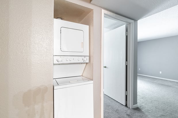 Images Spring Brook Apartments