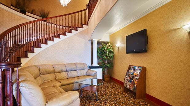 Images Best Western Henrietta Inn & Suites