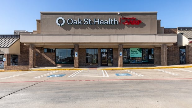 Images Oak Street Health Duncanville Primary Care Clinic