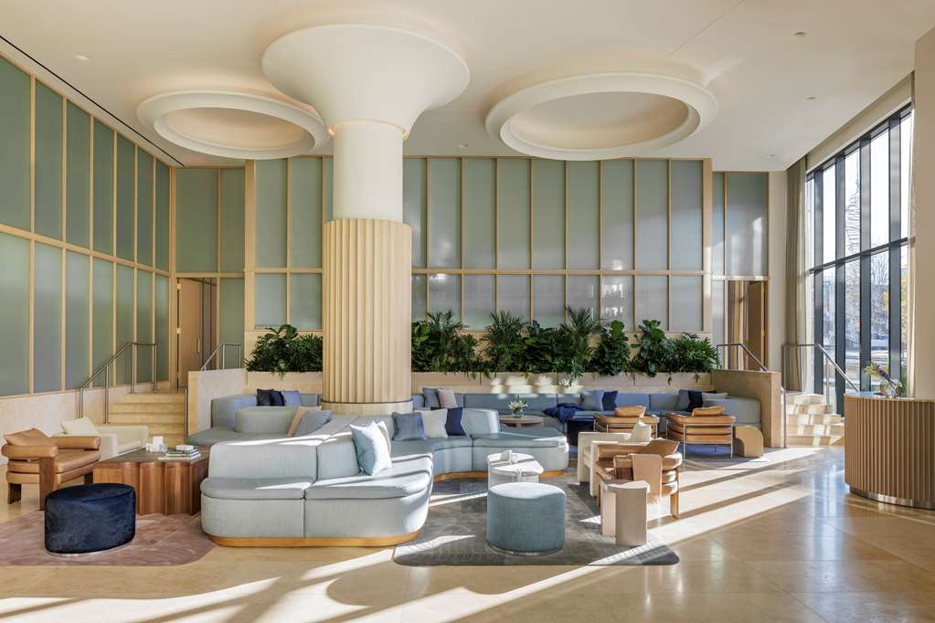 The Morrow Washington DC, Curio Collection by Hilton