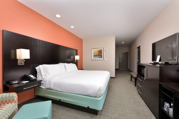 Images Holiday Inn Express & Suites Austin South by IHG