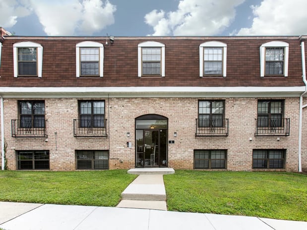 Images The Brittany Apartments